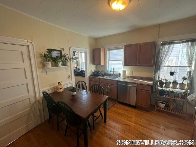 Photo - 294 Highland Ave Unidad 2