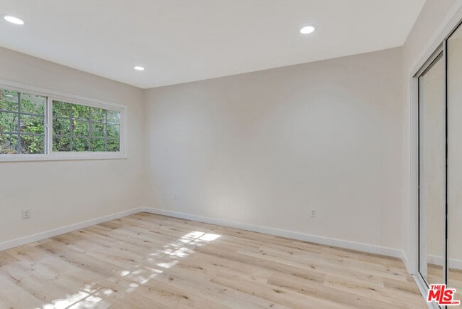 Photo - 853 S Bedford St Unit 4