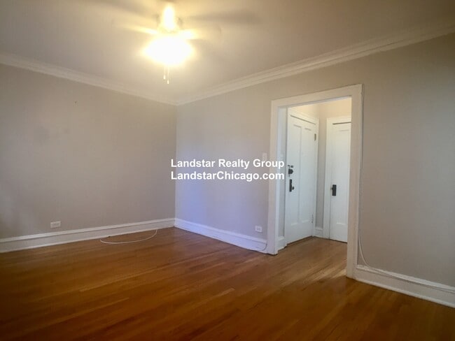 Photo - 2261 W Eastwood Ave Unit 1W