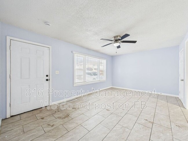 Photo - 1603 E 82nd St