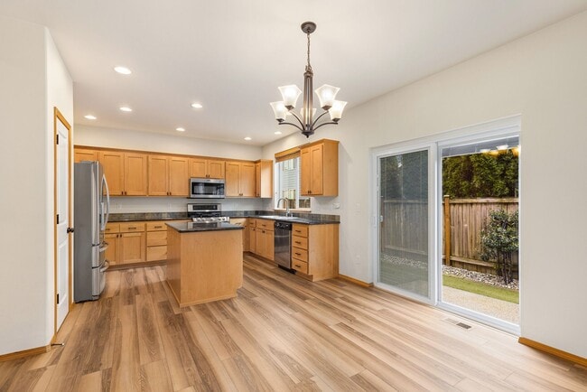 Photo - Well Maintained Bothell 4 Bedroom 2.5 Bath Home - Fantastic School District