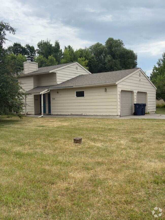 Building Photo - 2 Bed 2 bath off Durston Rd Rental