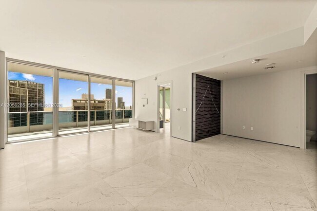Photo - 200 Biscayne Blvd Way Unidad 5104
