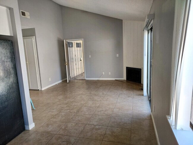 Photo - 12650 Lakeshore Dr Unit 159