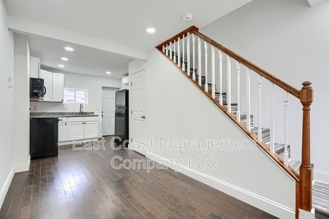 Photo - 515 Archer St