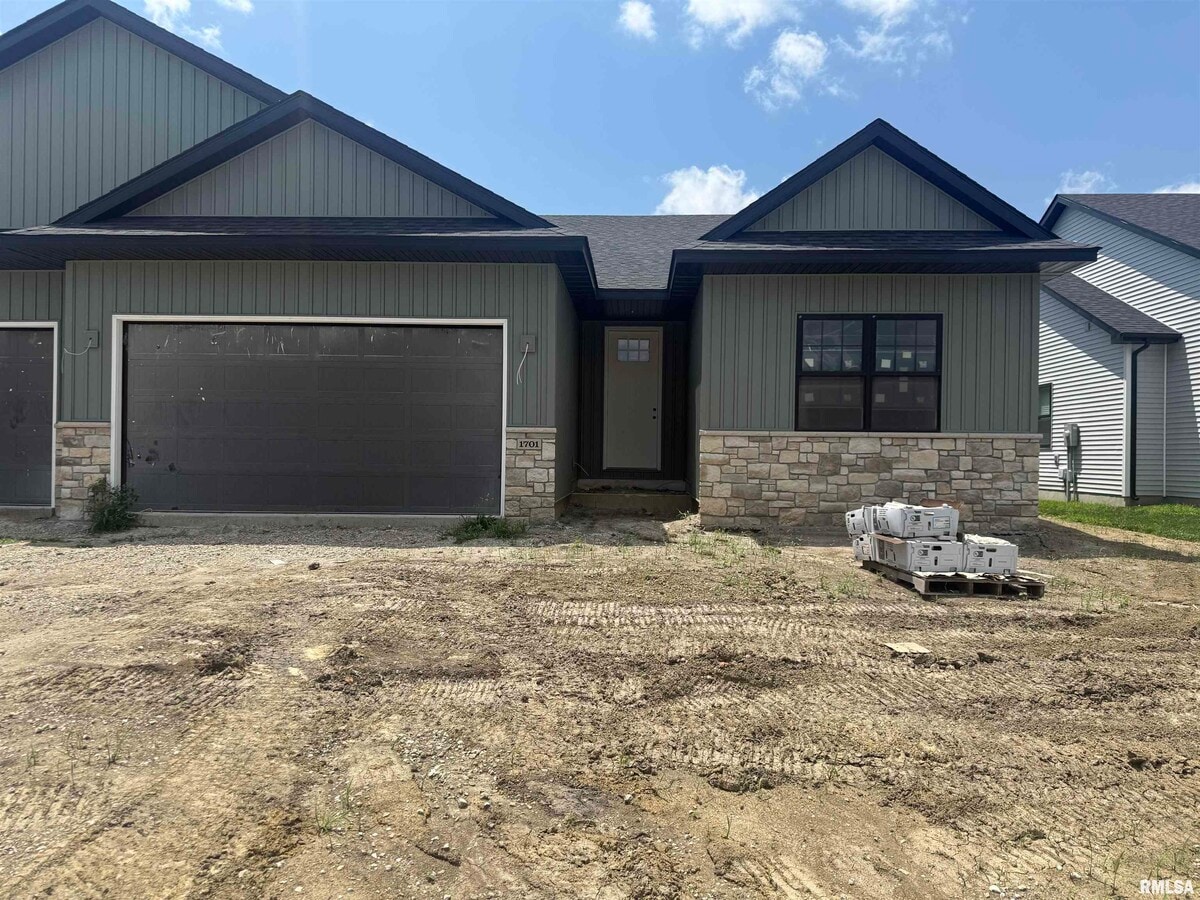 Photo - 1701 Blenheim Dr