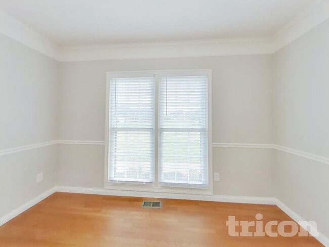 Photo - 107 Cross Creek Ln