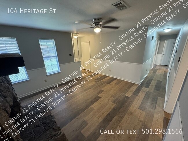 Photo - 104 Heritage St