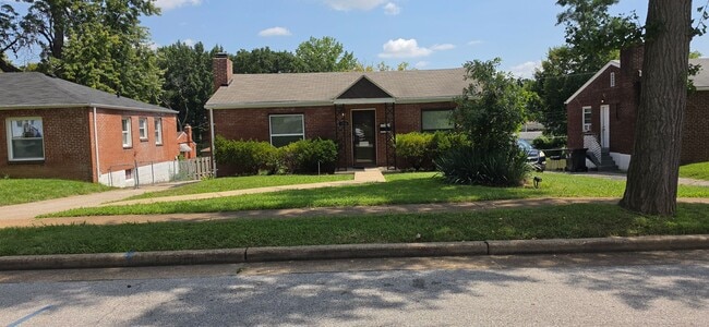 Building Photo - 1306 Mt Olive Ave