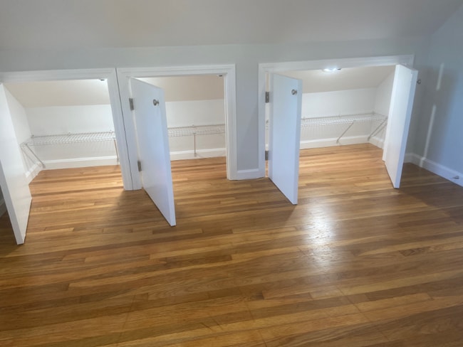 Building Photo - 46-48-48 Moulton Rd