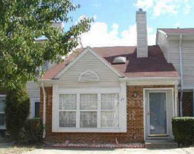 Building Photo - 23 Riverchase Dr