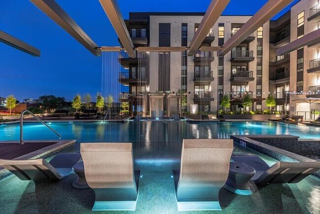 Photo - 500 Energy Wy Unidad c7