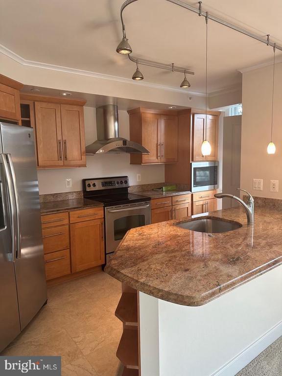 Photo - 1325 N Pierce St Apartment Unit 501