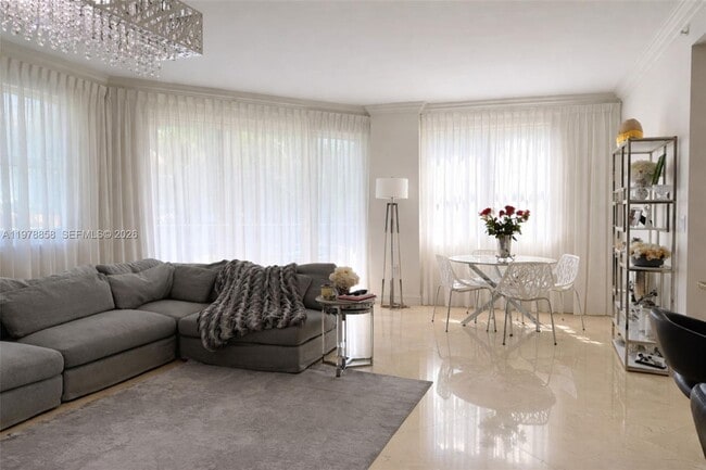 Photo - 20000 E Country Club Dr Unit 311