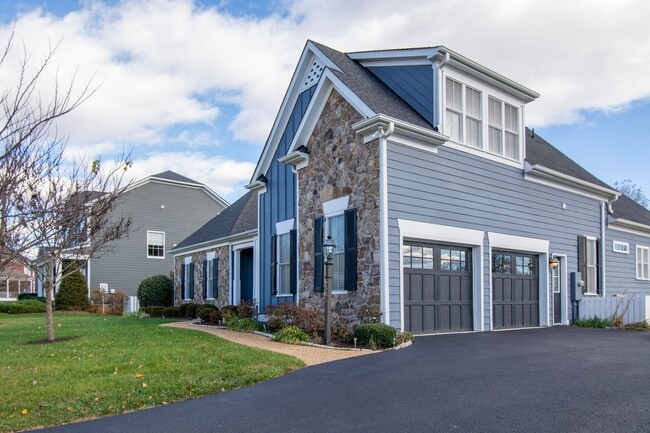 Photo - 6883 Birmingham Dr