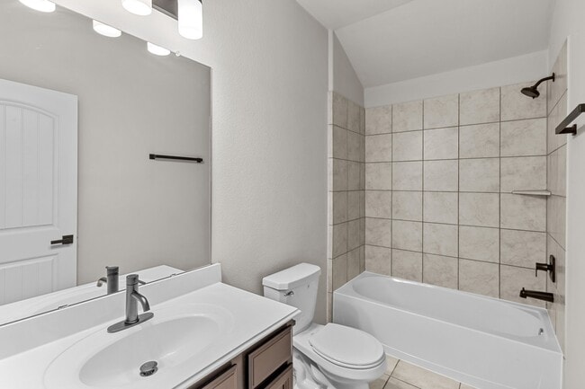 Photo - 2218 Levant Ln