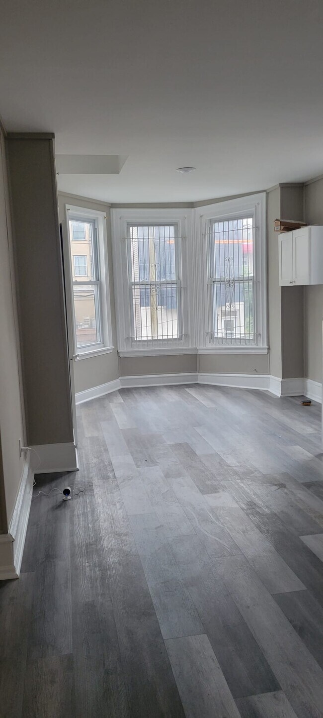 Photo - 2248 N Park Ave Unit 2 - Upstairs