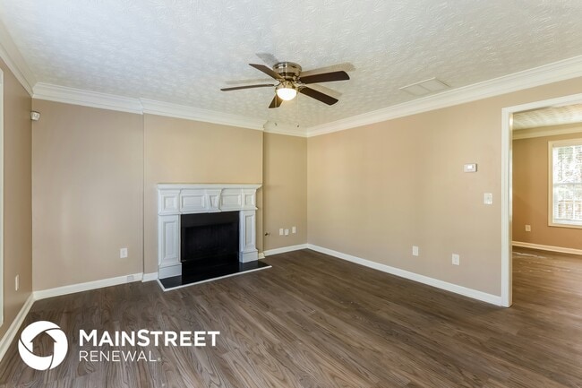 Photo - 4023 Riverside Pkwy