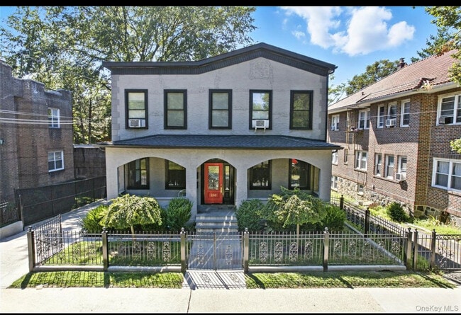 Building Photo - 150 S 6th Ave Unit 3