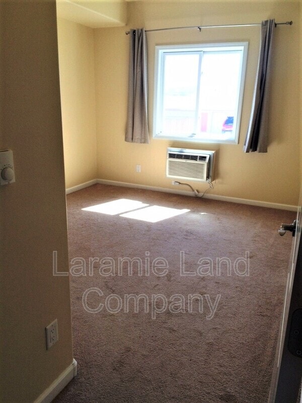 Photo - 1157 N 17th St