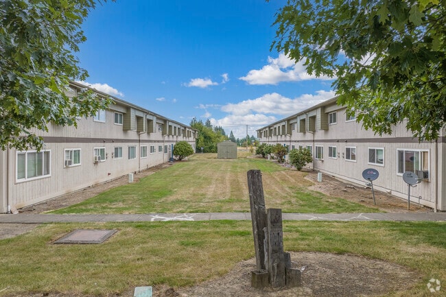 Espacio verde - Crown Ridge Apartments