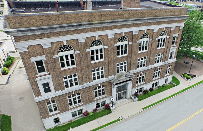 Photo - 105 Washington Ave