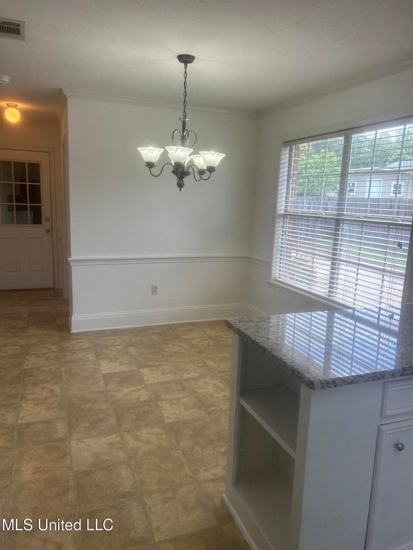 Photo - 204 Foxwood Cove