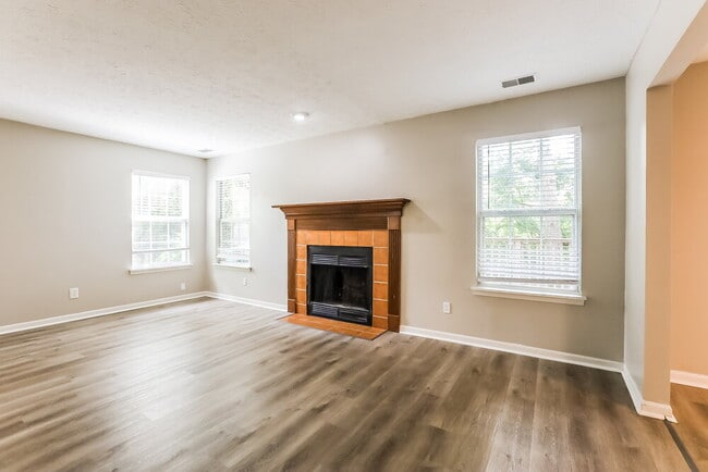Photo - 5223 Pin Oak Dr