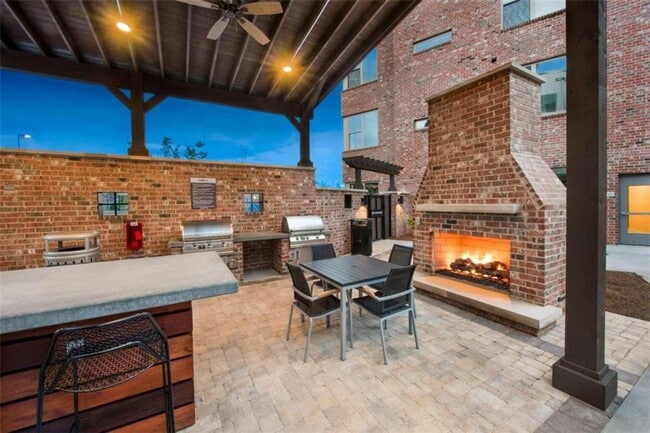 Photo - 1490 Ernest W Barrett Pkwy NW Unit 423