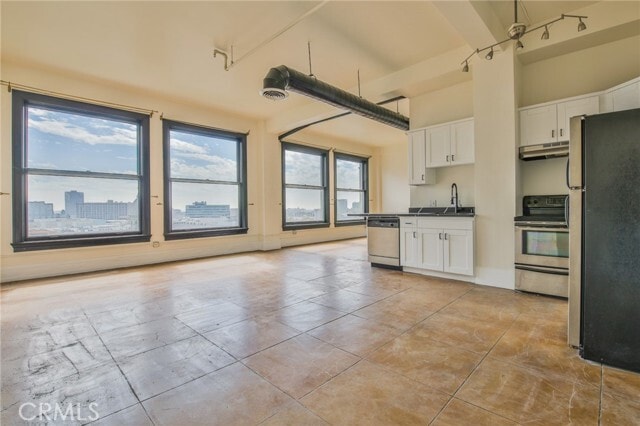 Photo - 108 W 2nd St Unidad 803