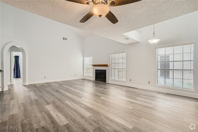 Building Photo - 4844 Maryvale Dr Rental