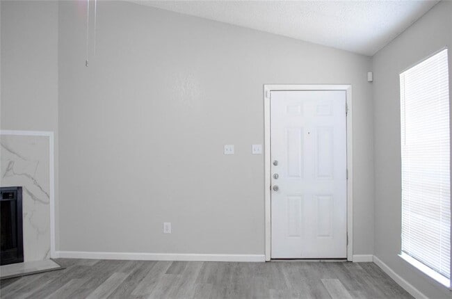 Photo - 2306 Fuzz Fairway