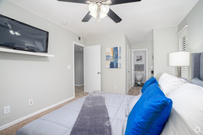 Captain 2BR, 2BA - 1,046SF - Primary Bedroom