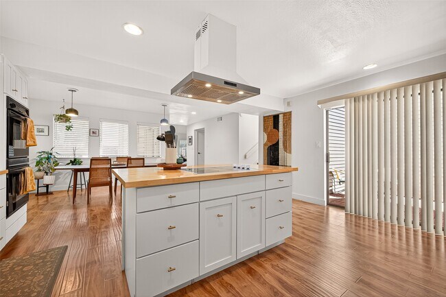 Photo - 1422 Chardonnay Dr