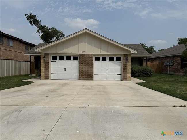 Photo - 1204 N 8th St Townhome