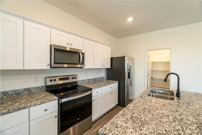 Photo - 402 Gemsbok Rd