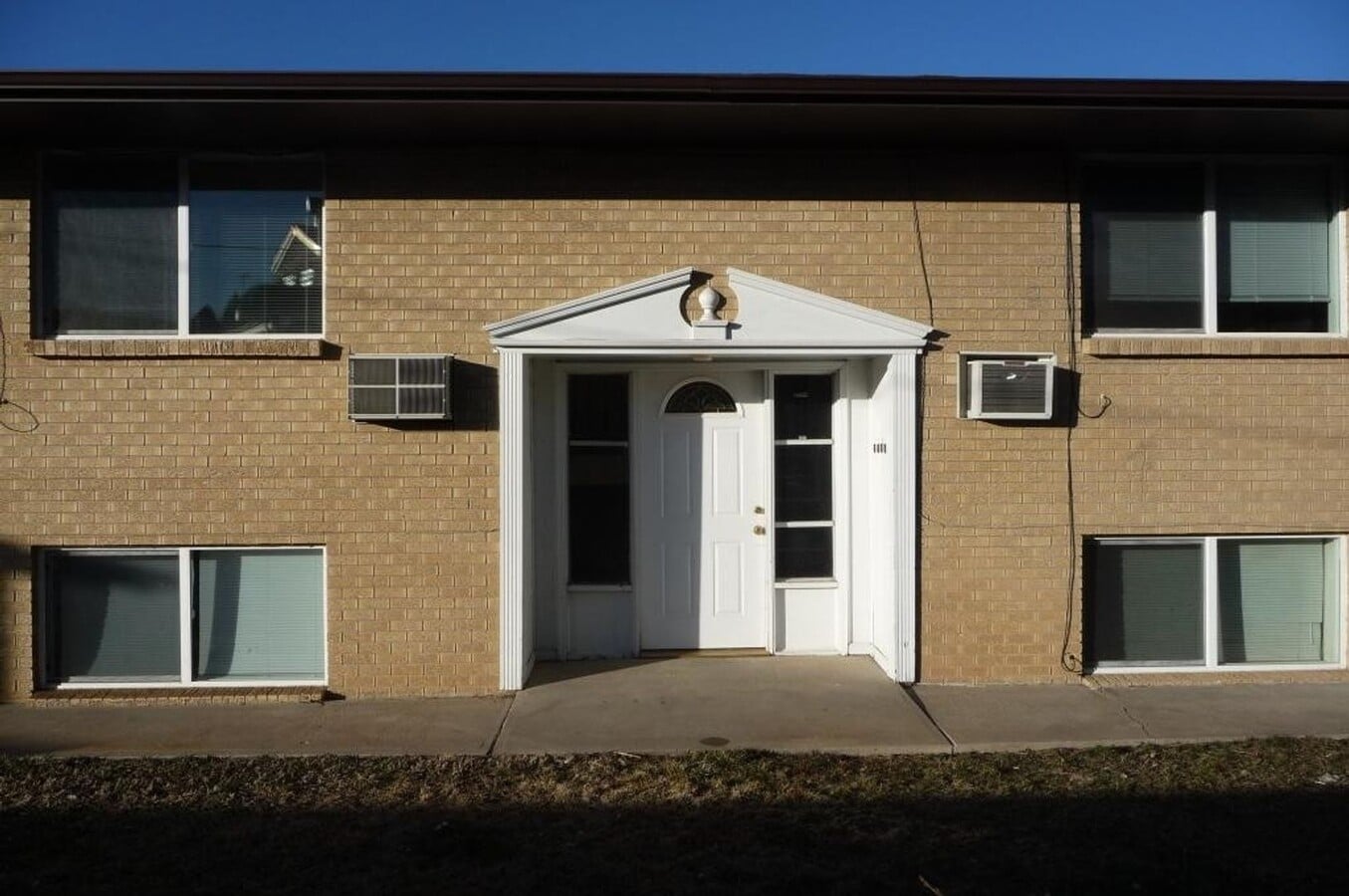 Spacious Garden-Level 2 Bed Near Downtown ... - Spacious Garden-Level 2 Bed Near Downtown ... Apartment Unit 1409 Utah St  B