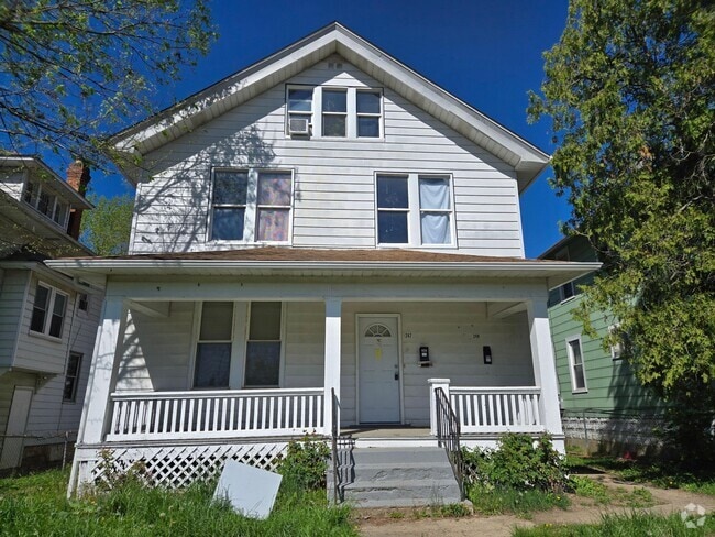 Building Photo - 247 Midland Ave Rental