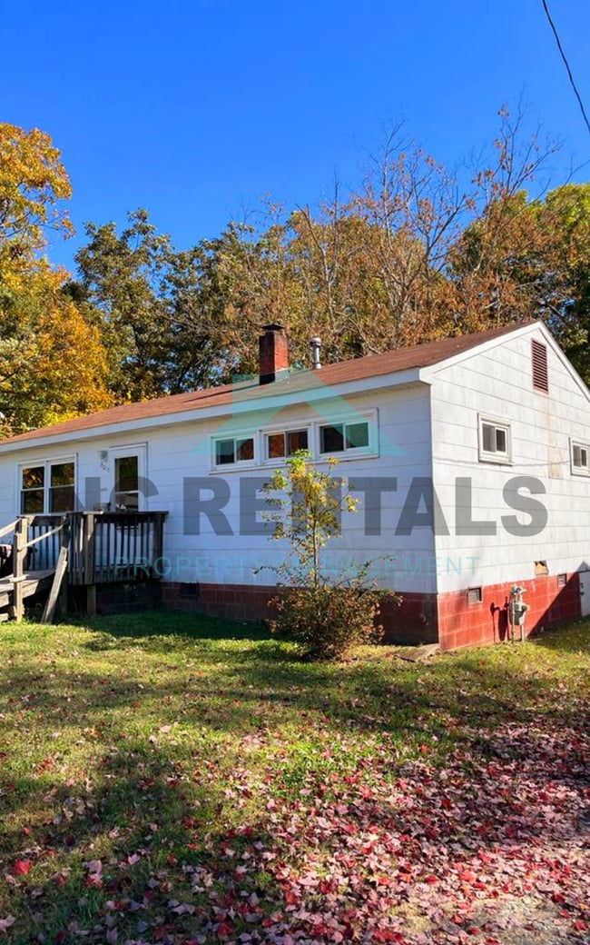 Photo - 2017 Todd St