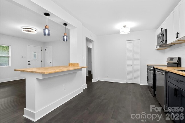 Photo - 1814 Eastway Dr