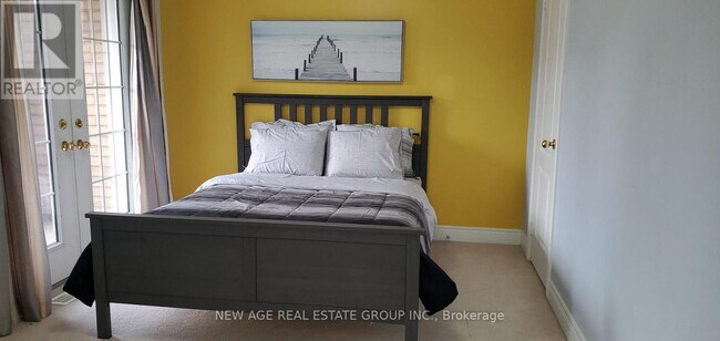 Photo - 80 Tatra Crescent