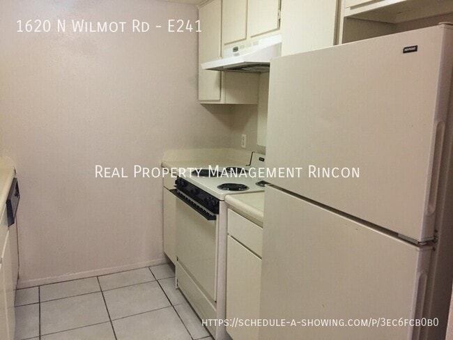 Photo - 1620 N Wilmot Rd