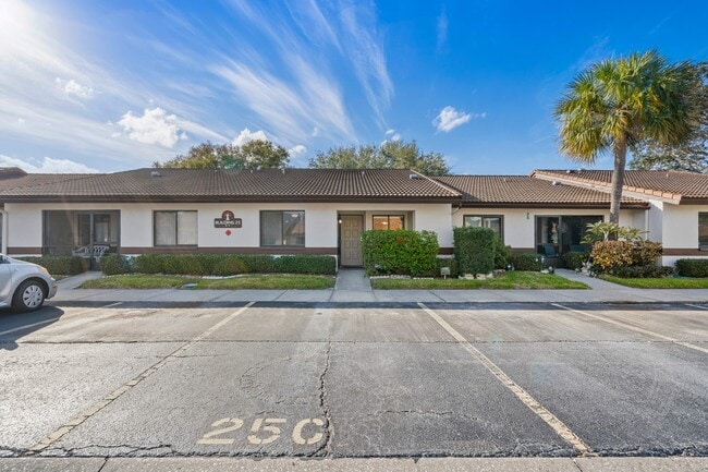 Building Photo - 7360 Ulmerton Rd