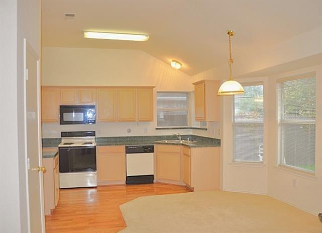 Photo - 2305 Brookview Dr