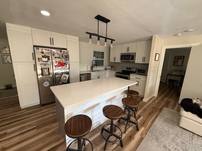 Photo - 1388 Rose St