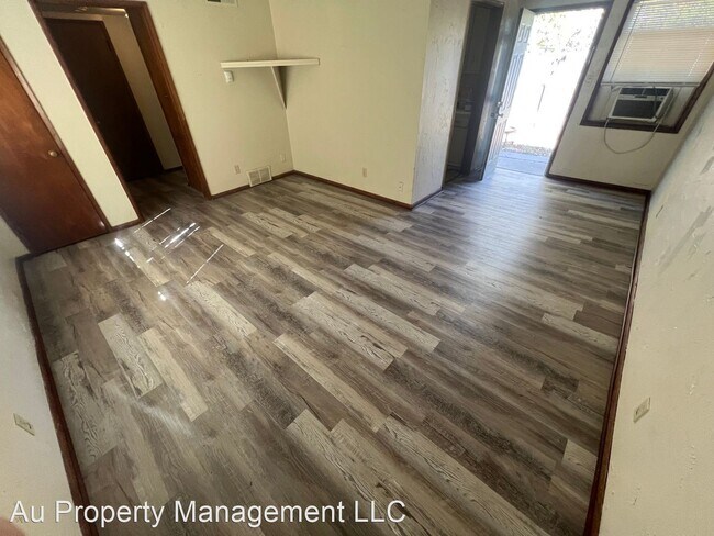 2 br, 1 bath House - 2806 DUNCAN UNIT B Rental - House Rental in ...