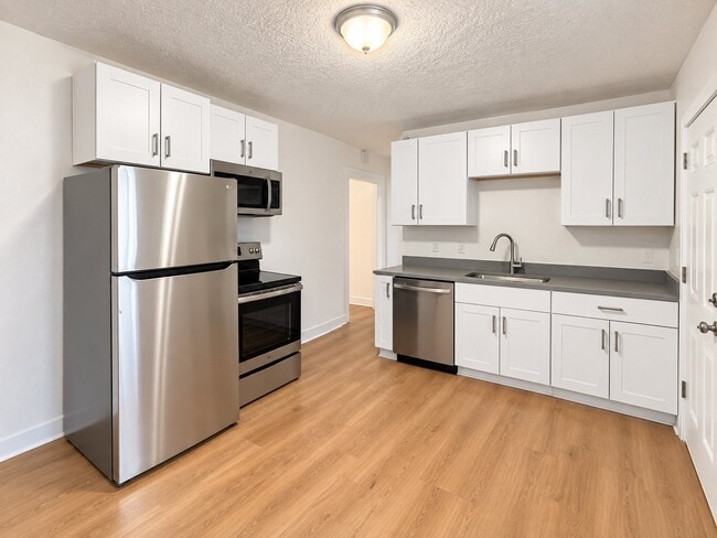 458 E Lambourne Ave Unit A