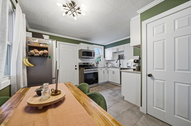 Photo - 3429 Karl Rd