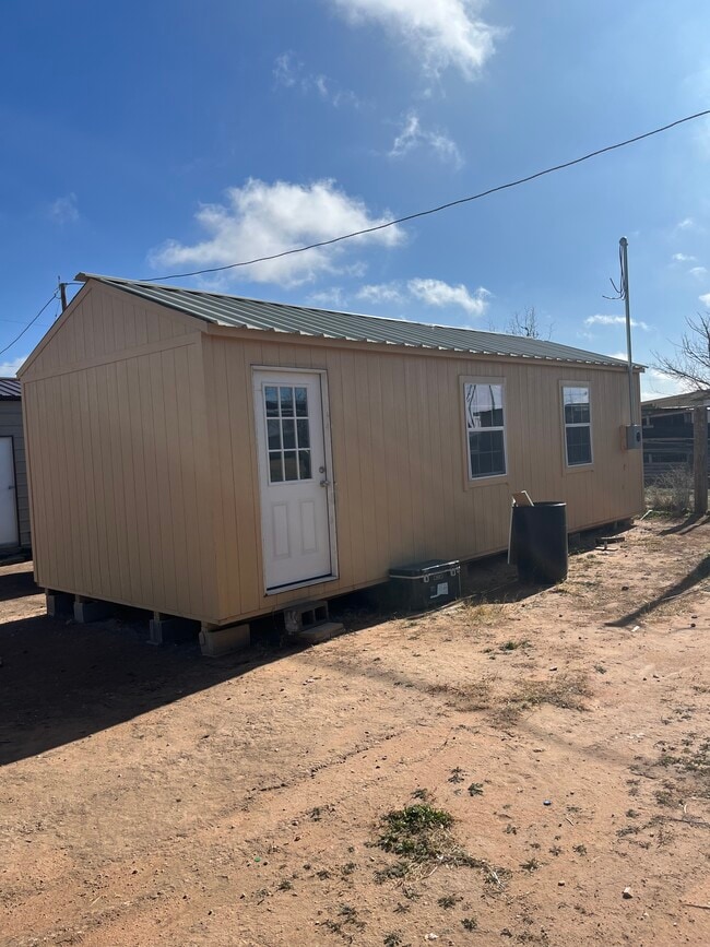 Building Photo - 9845 S US Highway 385 Unit 3