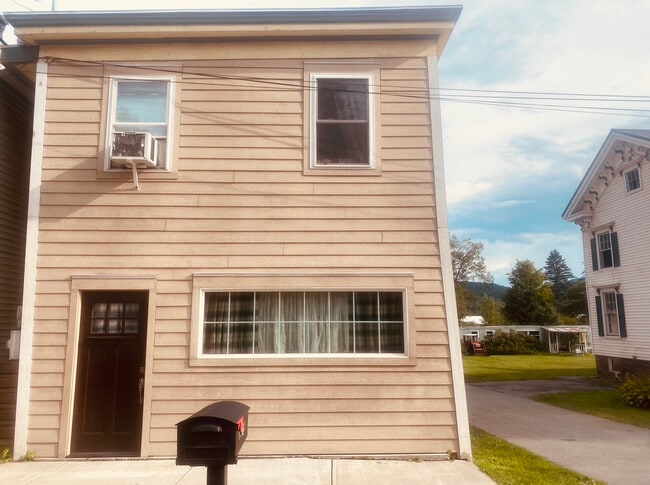 Building Photo - 51946 NY-10 Rental